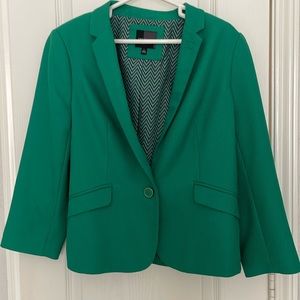 Green 3/4-length sleeve blazer